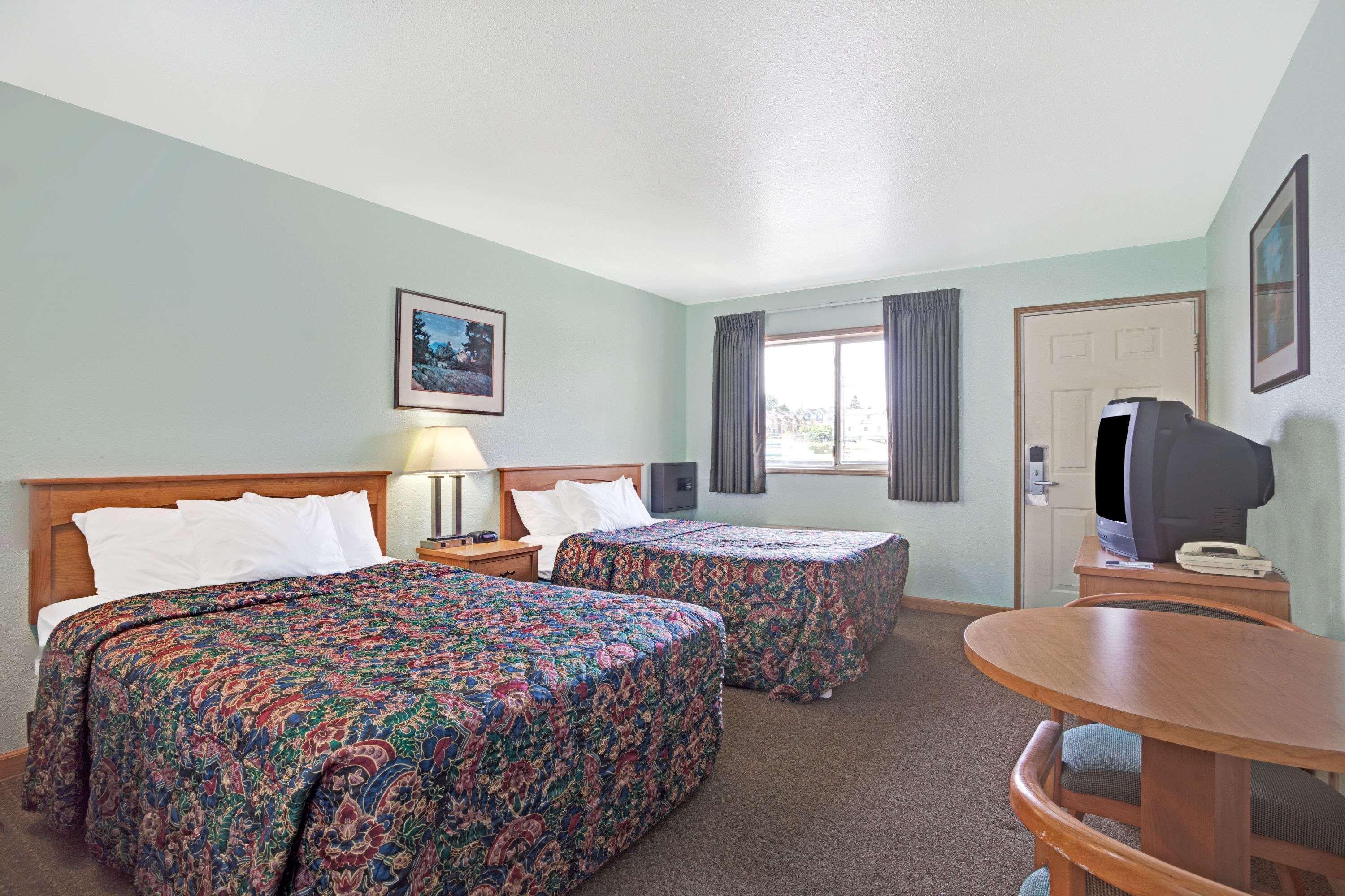Travelodge By Wyndham Seattle North Of Downtown מראה חיצוני תמונה