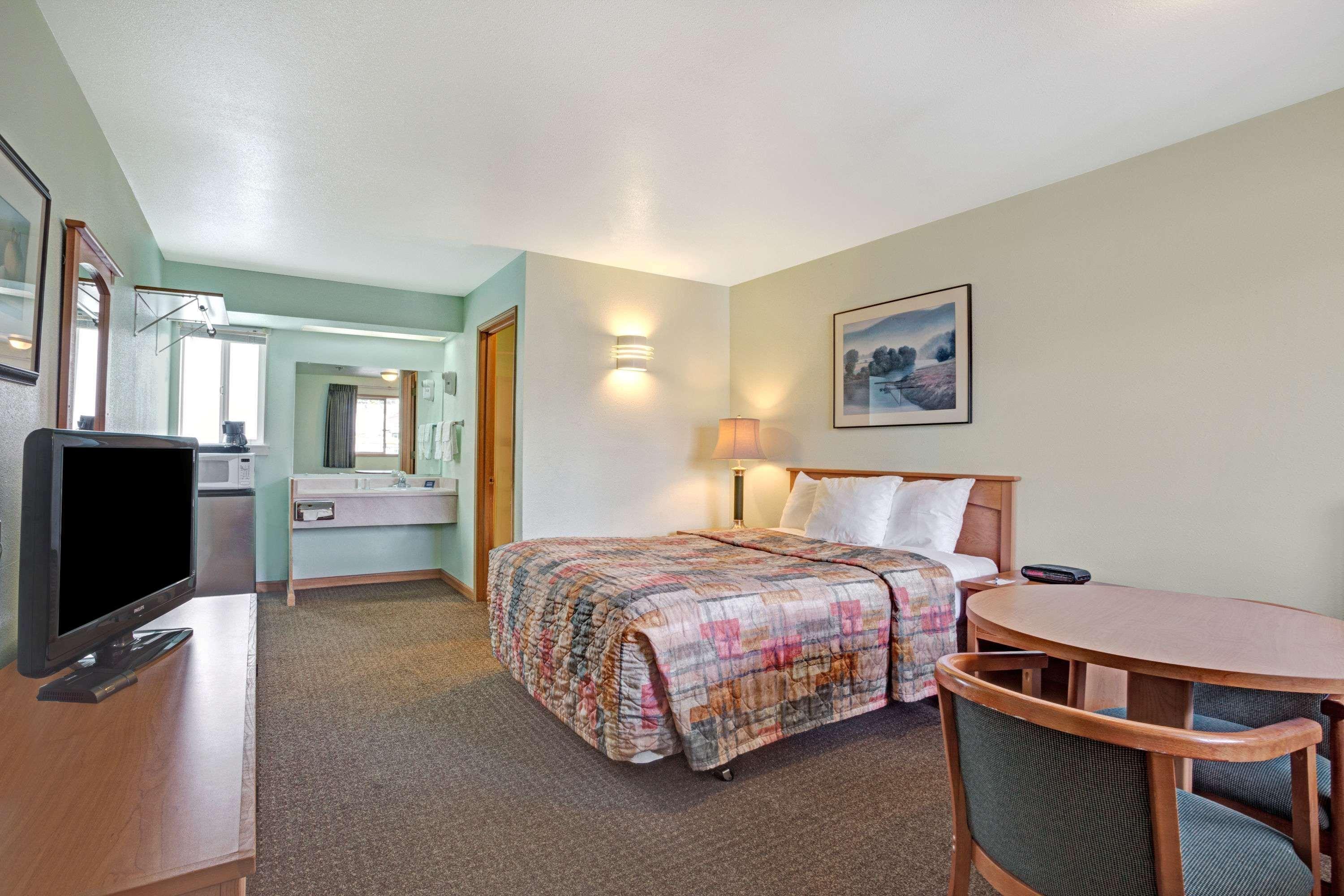 Travelodge By Wyndham Seattle North Of Downtown מראה חיצוני תמונה